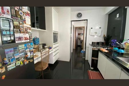 Apartamento à venda com 160m², 4 quartos e 3 vagas
