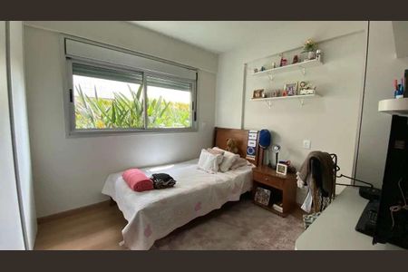 Apartamento à venda com 160m², 4 quartos e 3 vagas