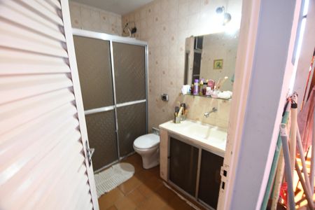 Casa à venda com 100m², 2 quartos e 3 vagasBanheiro