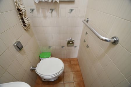 Casa à venda com 100m², 2 quartos e 3 vagasLavabo