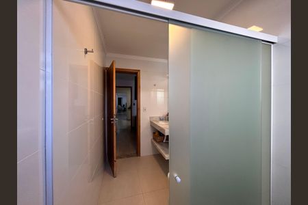 Casa para alugar com 70m², 2 quartos e sem vagaBanheiro da Suíte 2