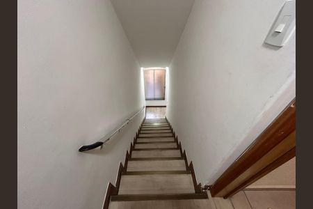 Casa para alugar com 70m², 2 quartos e sem vagaEntrada