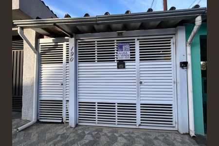 Casa para alugar com 70m², 2 quartos e sem vagaFachada