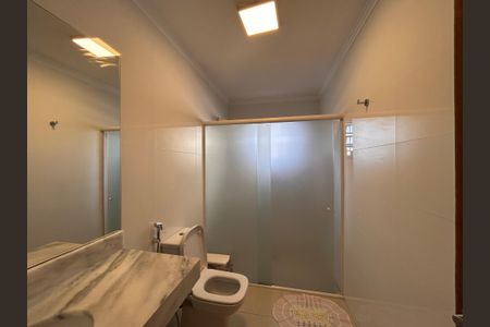 Casa para alugar com 70m², 2 quartos e sem vagaBanheiro da Suíte 2