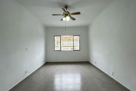 Casa à venda com 125m², 3 quartos e 2 vagasSala