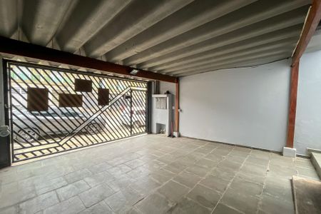 Casa à venda com 125m², 3 quartos e 2 vagasGaragem