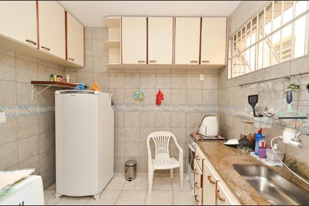 Apartamento à venda com 150m², 4 quartos e 2 vagasCozinha