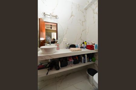 Apartamento à venda com 150m², 4 quartos e 2 vagasBanheiro suite