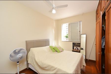 Apartamento à venda com 150m², 4 quartos e 2 vagasQuarto 3