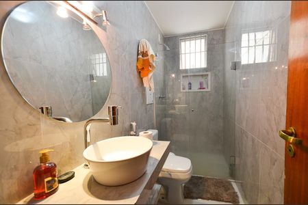 Apartamento à venda com 150m², 4 quartos e 2 vagasBanheiro social