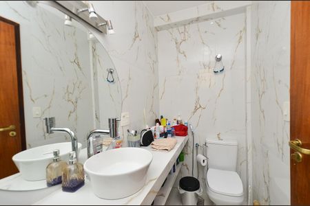 Apartamento à venda com 150m², 4 quartos e 2 vagasBanheiro suite