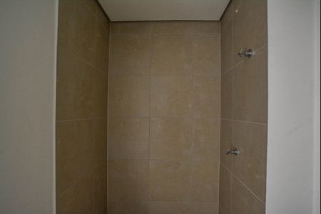 Apartamento à venda com 59m², 2 quartos e 1 vaga Apartamento à venda com 59m², 2 quartos e 1 vagaBanheiro da Suíte