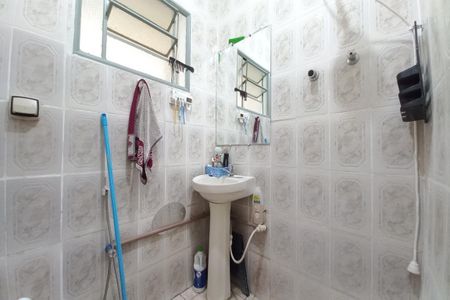 Casa à venda com 300m², 6 quartos e 2 vagasBanheiro