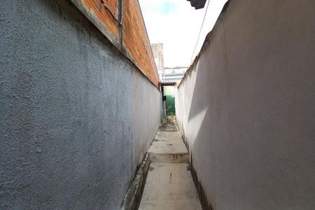 Casa à venda com 300m², 6 quartos e 2 vagasCorredor
