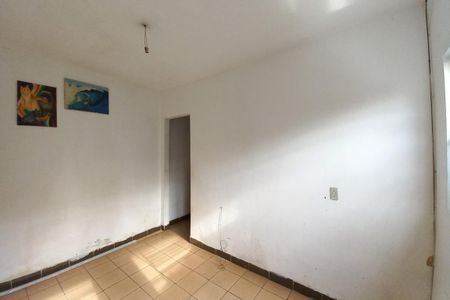 Casa à venda com 300m², 6 quartos e 2 vagasSala