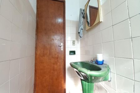 Casa à venda com 300m², 6 quartos e 2 vagasBanheiro