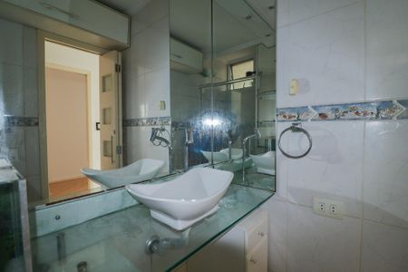 Apartamento para alugar com 50m², 2 quartos e 1 vaga Apartamento para alugar com 50m², 2 quartos e 1 vagaBanheiro
