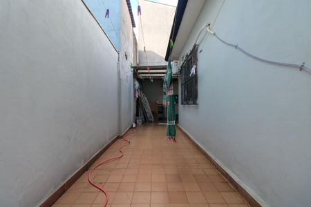 Casa à venda com 220m², 3 quartos e 3 vagasQuintal