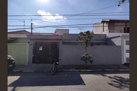 Casa à venda com 220m², 3 quartos e 3 vagasFachada