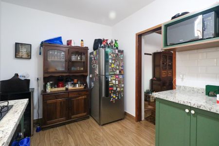 Casa à venda com 220m², 3 quartos e 3 vagasCozinha