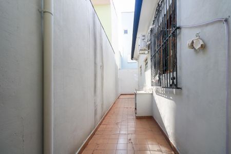Casa à venda com 220m², 3 quartos e 3 vagasQuintal