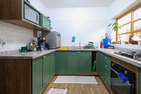 Casa à venda com 220m², 3 quartos e 3 vagasCozinha