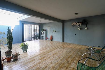 Casa à venda com 220m², 3 quartos e 3 vagasGaragem