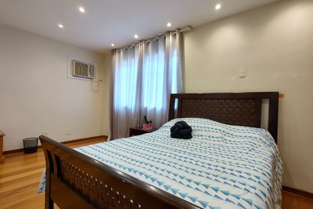 Casa de condomínio à venda com 600m², 4 quartos e 5 vagas Casa de condomínio à venda com 600m², 4 quartos e 5 vagasSuíte 3