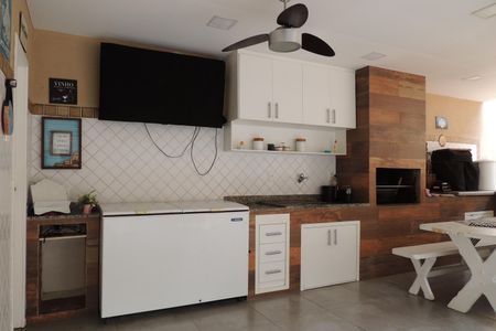 Casa de condomínio à venda com 600m², 4 quartos e 5 vagasChurrasqueira