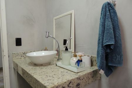 Casa de condomínio à venda com 600m², 4 quartos e 5 vagasLavabo