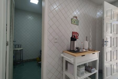 Casa de condomínio à venda com 600m², 4 quartos e 5 vagas Casa de condomínio à venda com 600m², 4 quartos e 5 vagasCozinha