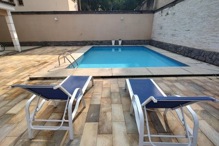 Casa de condomínio à venda com 600m², 4 quartos e 5 vagas Casa de condomínio à venda com 600m², 4 quartos e 5 vagasPiscina