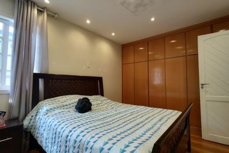 Casa de condomínio à venda com 600m², 4 quartos e 5 vagas Casa de condomínio à venda com 600m², 4 quartos e 5 vagasSuíte 3