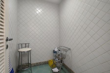 Casa de condomínio à venda com 600m², 4 quartos e 5 vagas Casa de condomínio à venda com 600m², 4 quartos e 5 vagasDespensa