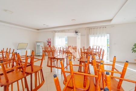 Apartamento à venda com 51m², 2 quartos e 1 vaga Apartamento à venda com 51m², 2 quartos e 1 vagaÁrea comum - Salão de festas