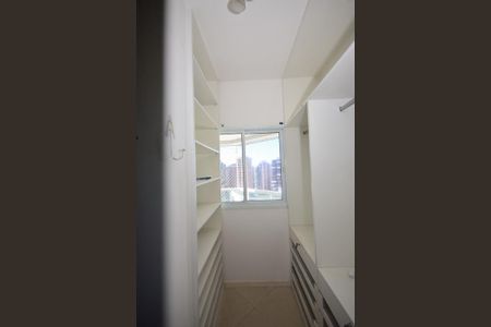 Apartamento à venda com 120m², 1 quarto e 1 vagaCloset da Suíte