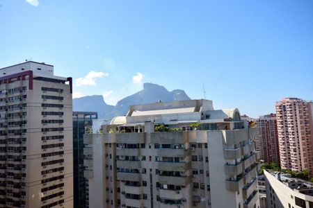 Apartamento à venda com 120m², 1 quarto e 1 vagaVista Terraço
