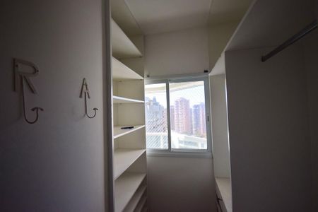 Apartamento à venda com 120m², 1 quarto e 1 vagaCloset da Suíte