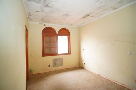 Casa à venda com 650m², 3 quartos e 2 vagasSuíte 1