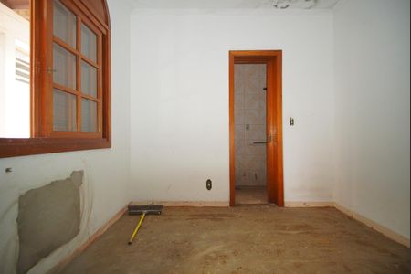 Casa à venda com 650m², 3 quartos e 2 vagasSuíte 2