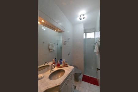 Apartamento à venda com 85m², 3 quartos e 2 vagasBanheiro Social