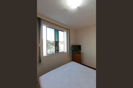 Apartamento à venda com 85m², 3 quartos e 2 vagasQuarto 3