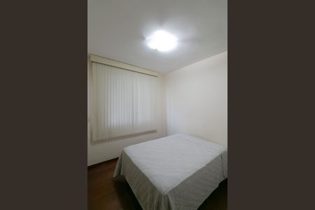 Apartamento à venda com 85m², 3 quartos e 2 vagasQuarto 2
