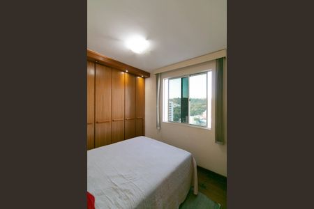 Apartamento à venda com 85m², 3 quartos e 2 vagasQuarto 3