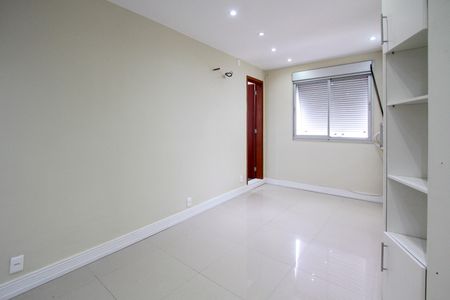 Apartamento à venda com 322m², 4 quartos e 5 vagasSuíte