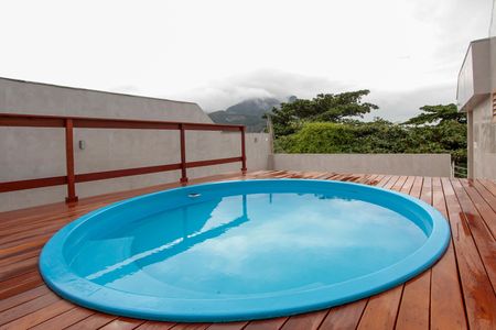 Apartamento à venda com 322m², 4 quartos e 5 vagasTerraço - Piscina