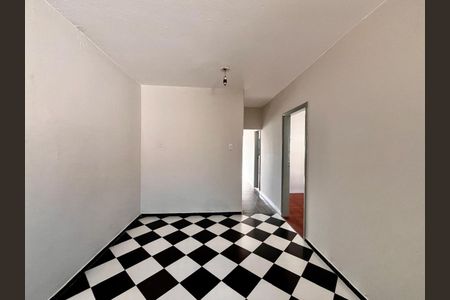 Casa para alugar com 80m², 2 quartos e 2 vagasCozinha