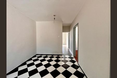Casa para alugar com 80m², 2 quartos e 2 vagasCozinha