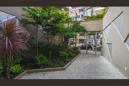 Apartamento à venda com 125m², 4 quartos e 1 vagaFachada e portaria