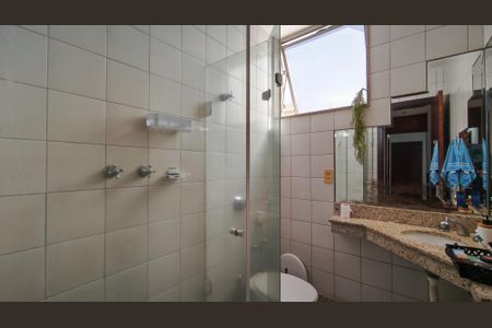 Apartamento à venda com 125m², 4 quartos e 1 vagaBanheiro Social